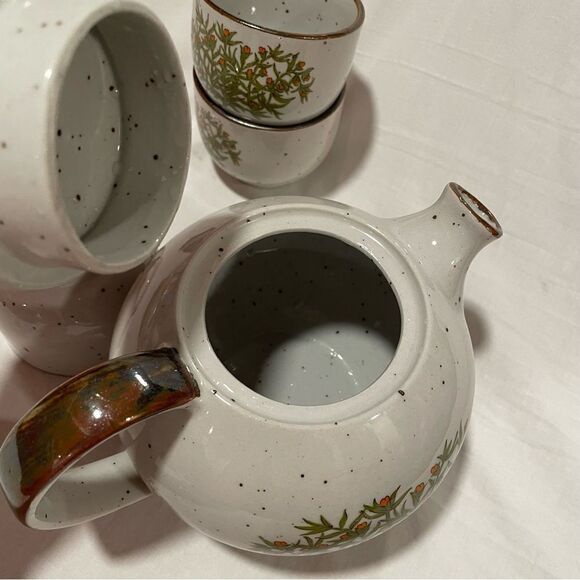 Takahashi vintage floral pattern gray speckled stoneware tea pot with 4 teacups - Picture 10 of 16